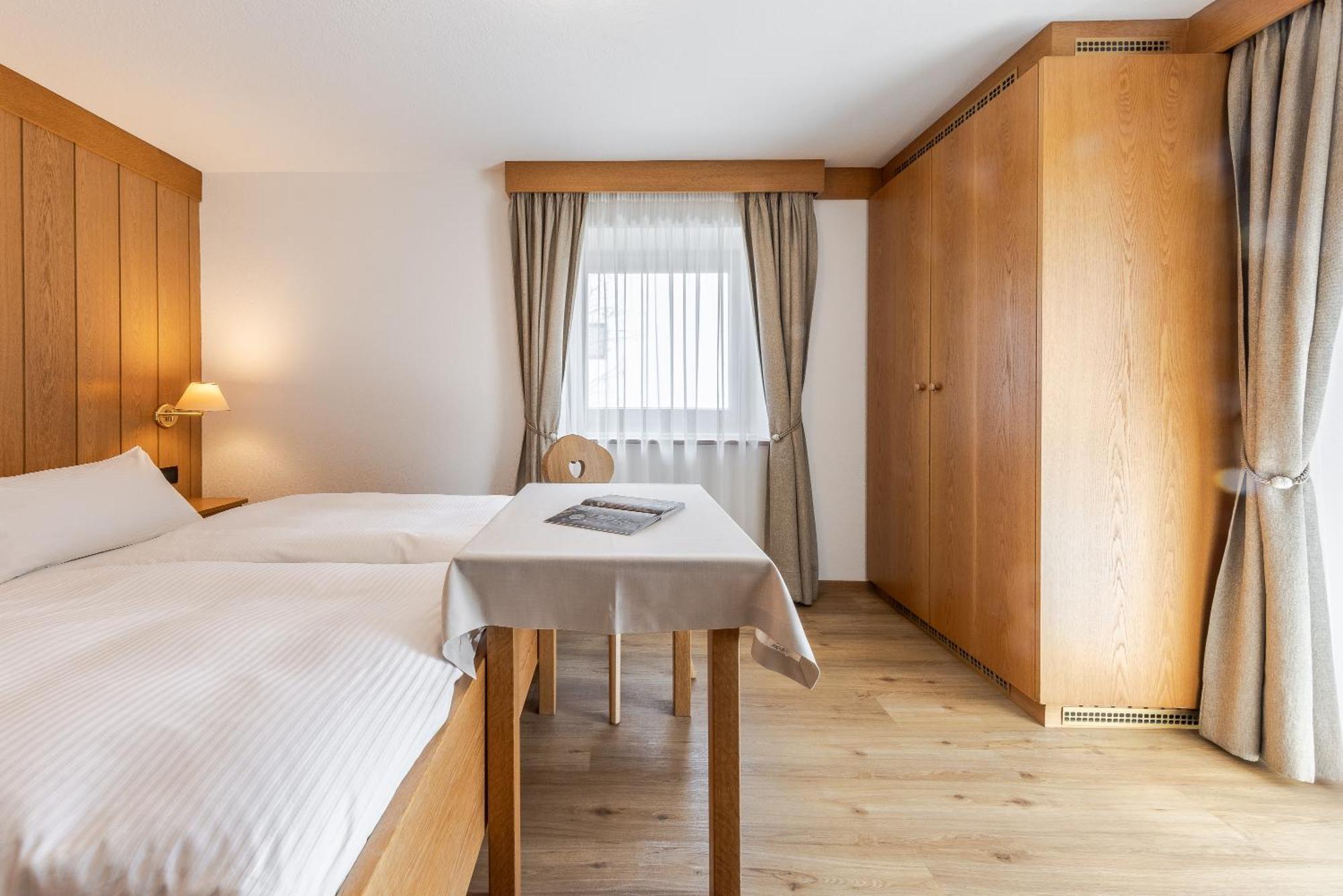 Villa Resi B&B Corvara In Badia Esterno foto