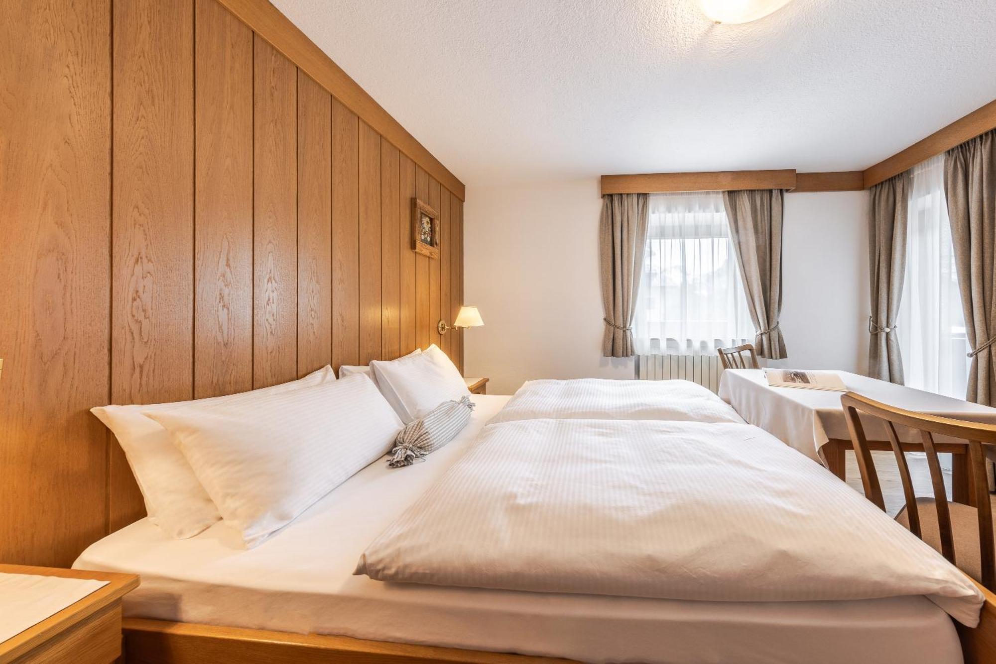 Villa Resi B&B Corvara In Badia Esterno foto